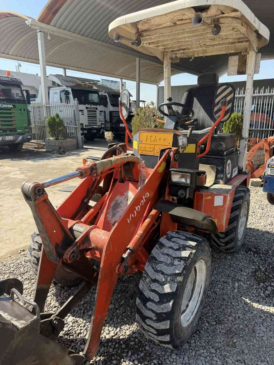 شفل كوبوتا بحاله جيده جدا 
حجم 20 مكفول كفاله عامه رقم وسنويه جديده 
***********
***********
