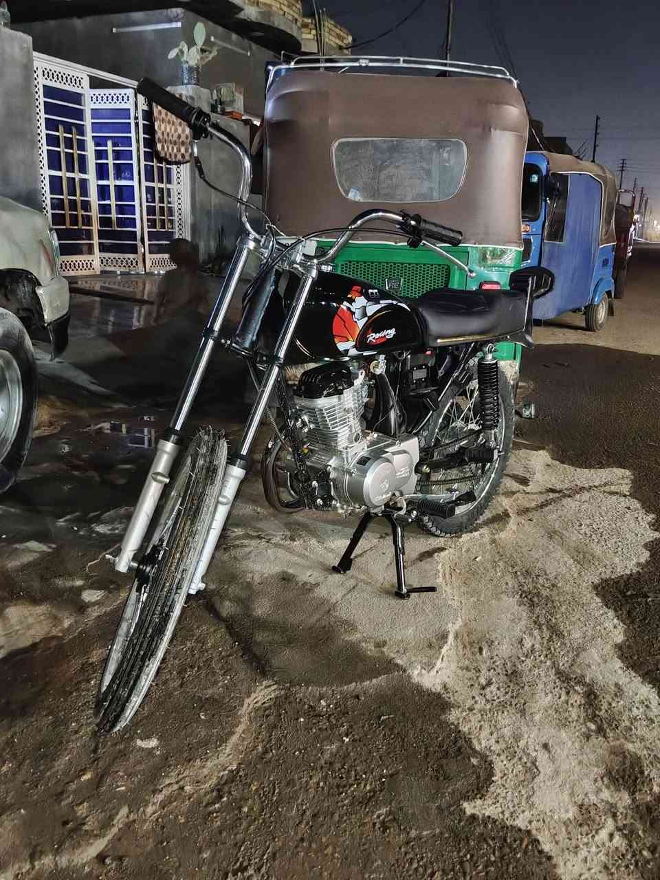 دراجه البيع سيجي ام الحرب تعمرت اليوم بعده عله سحك بدون وراق سعر خاص ***********
