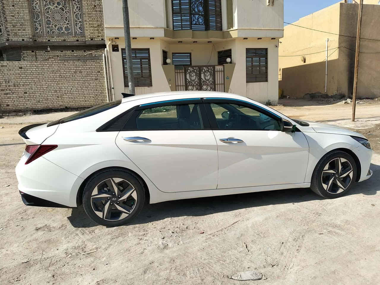 سلام عليكم الانتره 2023 فول عده الفتحه وارد امريكي 
رقم كربلاء تحويل ثاني يوم 
بصمه تشغيل وابواب 
حساسات امامي وخلفي 
رادر امامي وجانبي 
كامره خلفيه 
مكينه كير حداديه تبريد شرط كفاله 
حادث جاملغ وبنيد بدون دواخل 
مكان كربلاء سعر 149 وبيه مجال 
***********
