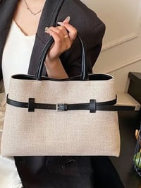 نازكات • جميل • تخبل