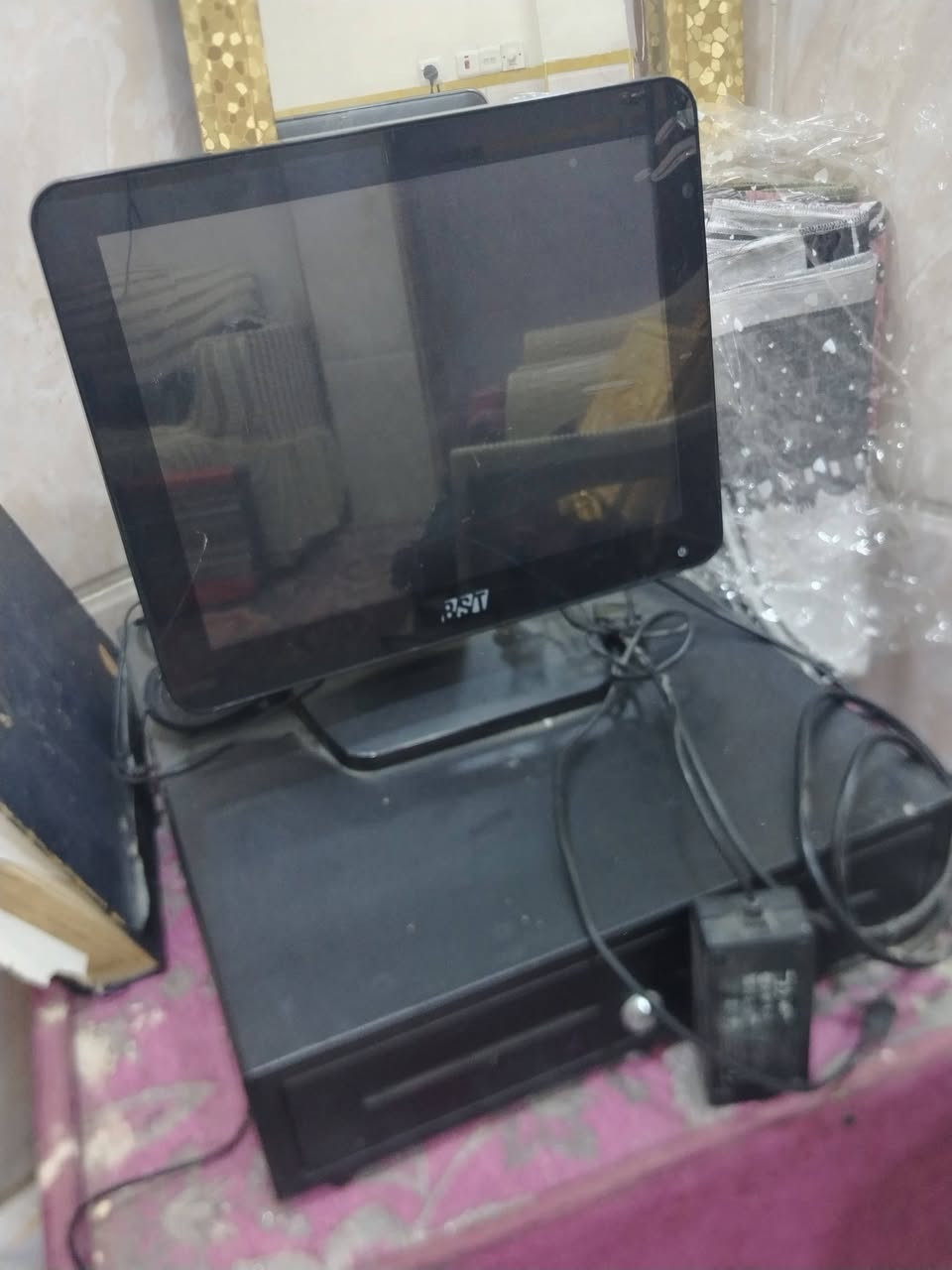 السلام عليكم كاشير جديد والله مامستعمل فقط شهر


**إذا كنت صاحب هذا الإعلان وتريد حذفه لأي سبب، رجاءا أرسل رسالة إلى الدعم الفني**