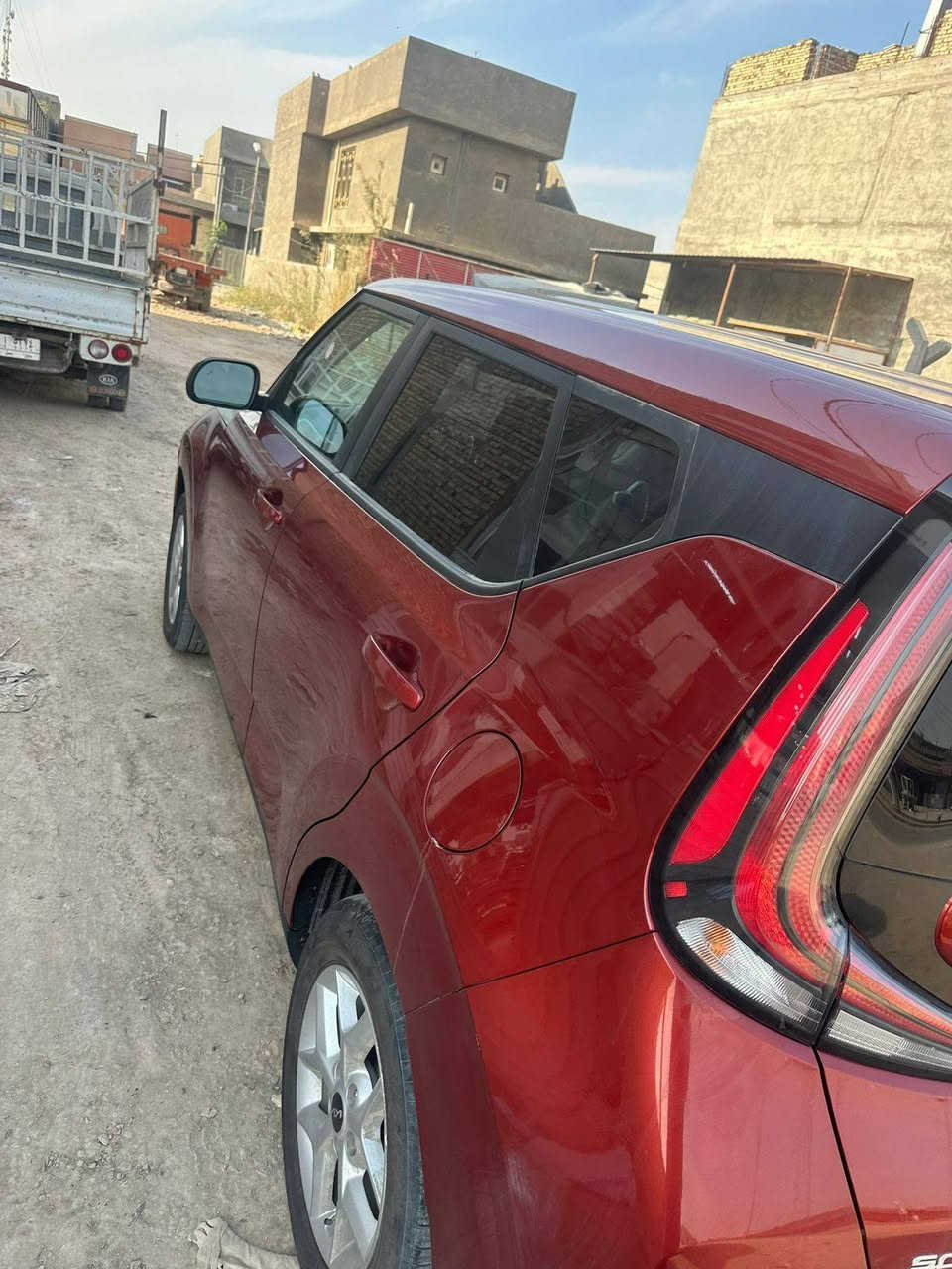 كيا صول موديل 2025 فقط بنيد بيع مستعجل بدون دواخل @
دخول جديد. جديده 
المواصفات 
شاشة دجتل  
محرك 2000 دوش

رادار امامي
رادار خلفي
رادار جانبي
شاشة كبيرة
كامرة دوارة
اوتو ستوب
تحديد مسار
قيادة ذاتية
توقف ذاتي 
تنبيه عند مغادرة المسار
كروس سرعة
مانع انحدار
ويل كب حجم 17  
حساسات 360 درجة
وضعيات قيادة
شحن واير ليس 
وبعد بيهة مواصفات
سيارة جاهزة وكاملة بدون نقص 
 صورالحادث مرفقه بلمنشور 
إتصال ***********
