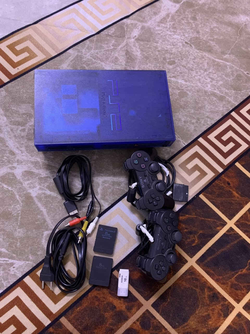 غراض للبيع
جرباية ام النفر حديد 
جرباية طابقين حديد 
طبلات خشب 3 و 1كبيرة 
بلي ستيشن 2 مع كامل ملحقاته 
للاستفسار : الاتصال على رقم الهاتف 📞 
***********
