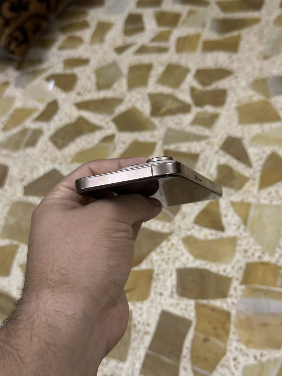 سلام عليكم
 
مستعجل كلش كلش على بيعته ب950 قفل قفل قفل 🔒 

ايفون 16 برو مكفول كفالة عامة من كلللل شي ما عدى الضهر بطاريتة 90 ذاكرة 256 مكاني بغداد البياع ***********

