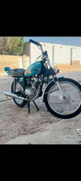 السلام عليكم دراجه للبيع نامه شلامجه 22 أوراق أصولي تعمير 2024 محرك ما مفتوح شلامجه الأصلي...المكان الناصريه قضاء البطحاء 
...سعر.                               لحد يراسل مامتوفر ع الفيس؟
                              850
وببهه مجال لشراي
                                      ..الرقم...   ***********
