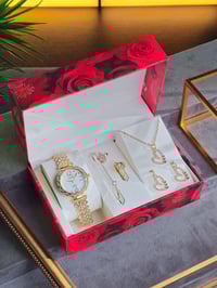 هدايا راقية • موديلات متنوعة • توصيل مجاني النجف