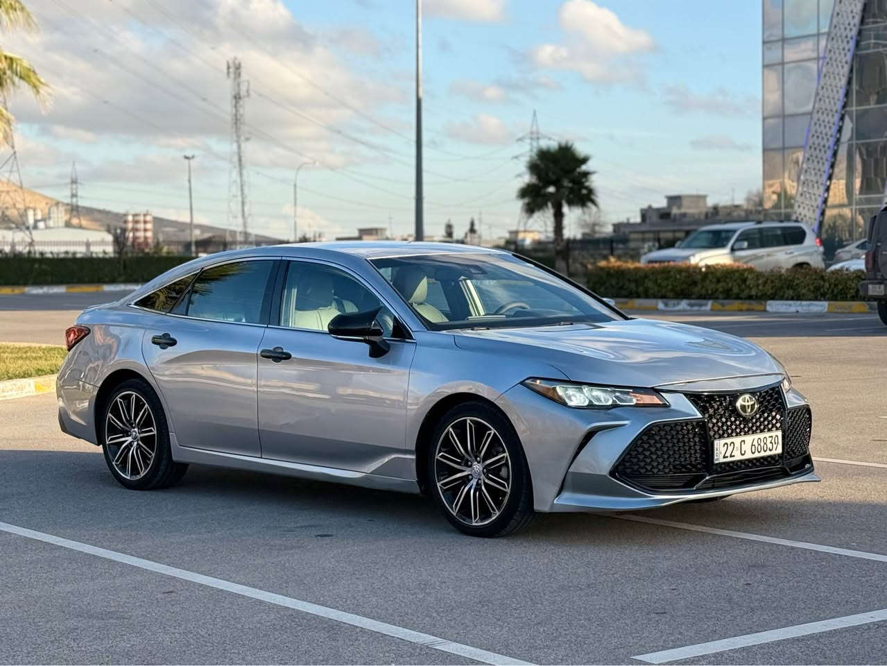 اجمل ما صنعت اليابان 🤩❤️‍🔥
Toyota Avalon 2019
تويوتا افلون ٢٠١٩ 😍
مواصفات XLE فول بدون فتحة رادار و مقاعد جلد و تدفئة ✨

مكينة ٦سلندر حجم ٣.٥لتر تنفس طبيعي❗️
ماشية 122,000 ميل و بحالة ممتازة ⚠️

🛑ضرر السيارة مثل ما موضح بالصور حادث كلش خفيف و البنيد كامل صبغ بدون نقطة دواخل و ايرباك و مع نص السقف بس بخ السقف بدون حادث مثل ما موضح بالصورة

سيارة رقم اربيل رقم سنوية جديدة و ب اسمنا 👍🏻
سعر السيارة فقط (227$) ورقة و بيها مجال للطيبين هم🤩

للاستفسار عن السيارة واتس اب - كورك👇🏻
☎️***********☎️ دهوك, العراق
