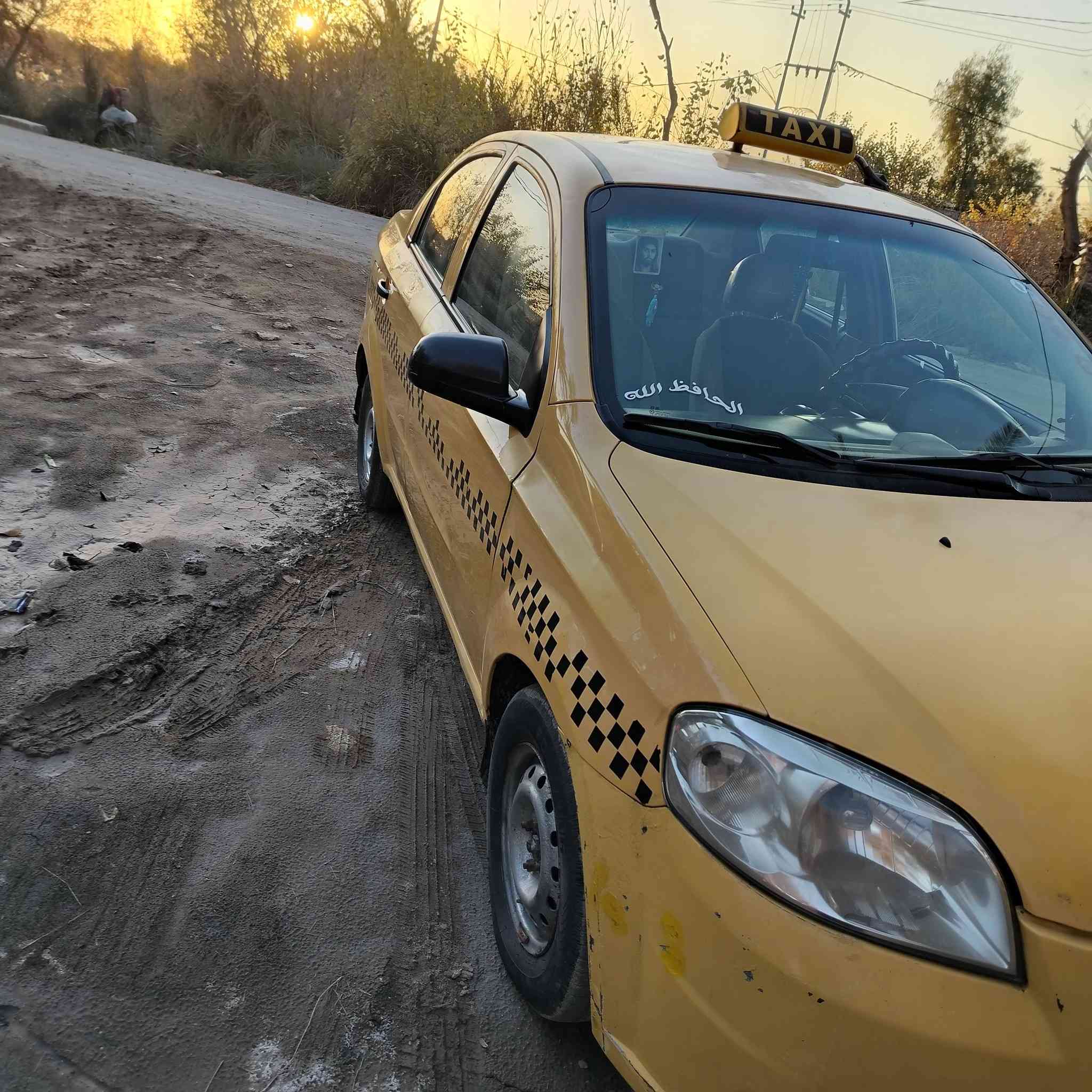 سلام عليكم افيو مديل 2009 خليجي مفتوح رقم نجف مداور ثاني يوم مشروع وطني مصفره هيئه وغرامات مكفوله من ضربه كير مكينه شرط حداديه جديده تخم تاير جديد سياره جاهزة مال جناي سعر ٤٨ وبيه مجال بصيط شراي يتصل *********** مكاني نجف عباسيه
