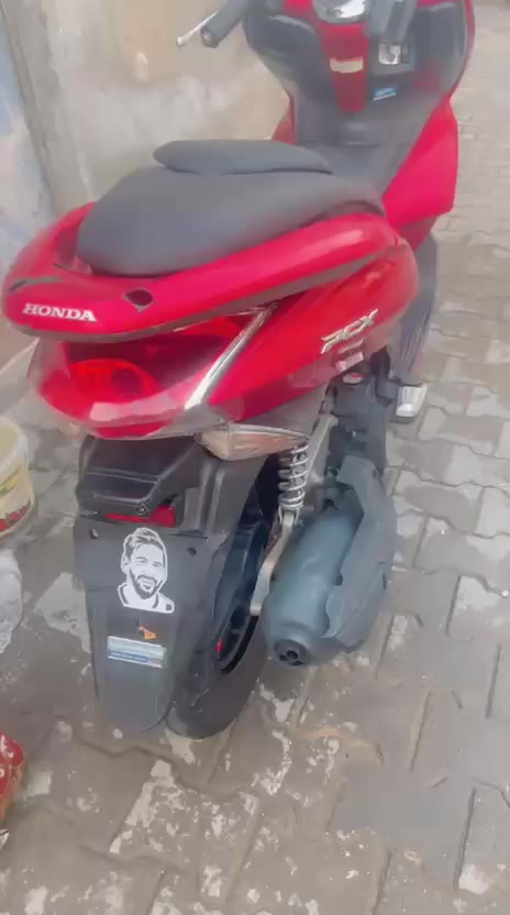 دراجه pcx للبيع نضافه شوف عينكم برغي ما مفتوح بيها سعر 12 ورقه وبيها مجال
العنوان البصره ( عشار )
رقم الهاتف ***********
رقم ثاني ***********
