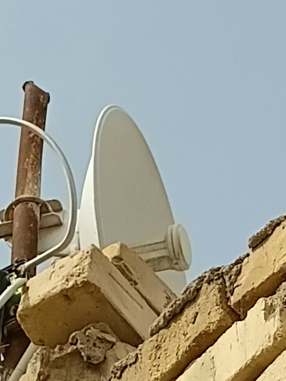 السلام عليكم 
موجود عندي نانو صحن انترنيت نضيف استخدام قليل  للبيع سعره مناسب


**إذا كنت صاحب هذا الإعلان وتريد حذفه لأي سبب، رجاءا أرسل رسالة إلى الدعم الفني**