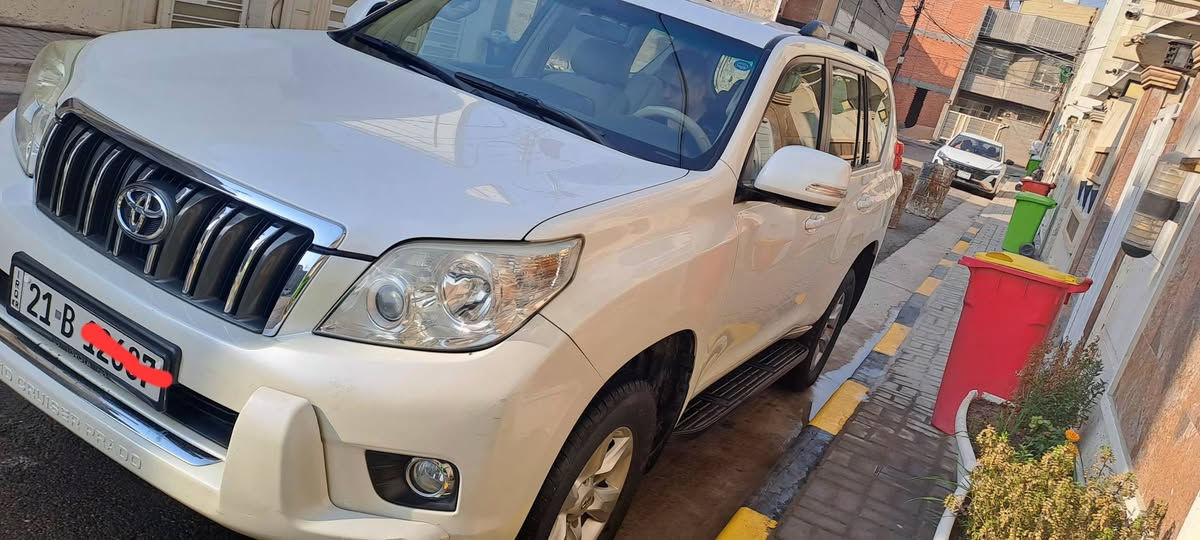 برادو موديل 11 اربعه سلندر رقم سليمانيه الجديدماشيه 160 الف  صدر ممتاز تخم تاير جديد باتري جديد محرك وكير مكفولات كفاله عامه السياره مكفوله بغداد الدوره يم كلية دجله اتصل واتساب واتساب ***********
