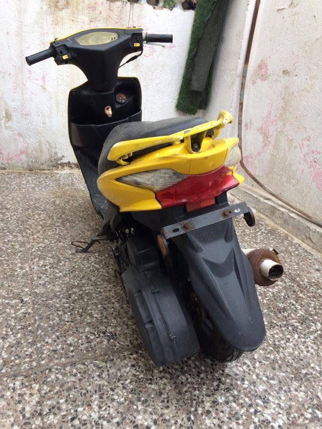 السلام عليكم دراجة للبيع الدراجة ادرس صيني الدراجة كلشي شغال بيهة الدراجة نكرة الكلوب شغال و البكلاايت و الاشاير و الحساس بريك هم شغال الدراجة كاملة مكملة  الدراجة بصمة بكل وقت الدراجة ما مفتوحة مفتوح بس قبق التفيلس مفيلسيهة السعر 300و بيهة مجال مكاني بغداد الغزالية متواجد بكل وقت هاذة رقمي***********وبيكم خير و تدللون
