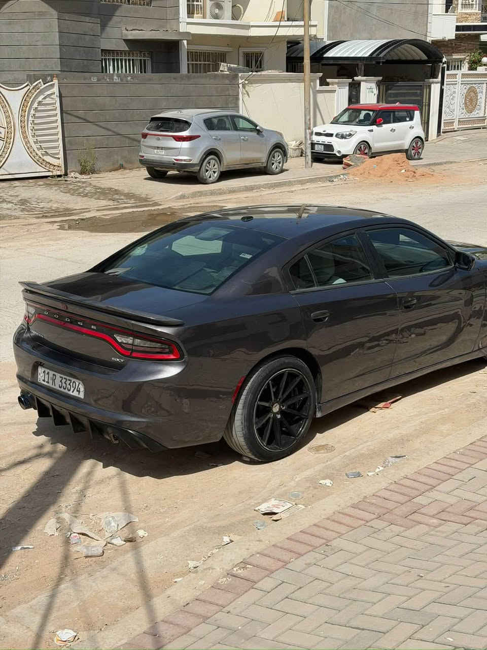 السلام عليكم
دوج تشارجر 2015
ماشية 100 ميل حقيقي
مواصفات SXT 
حادثها حلو بيها باب صبغ
وباب الصدر والجاملغ مفتوح للتطبيع فقط لا سمكرة 
ويل 20 
شاشة كاربلي
مثبت سرعة
للتواصل ***********
وتساب
السعر 163
