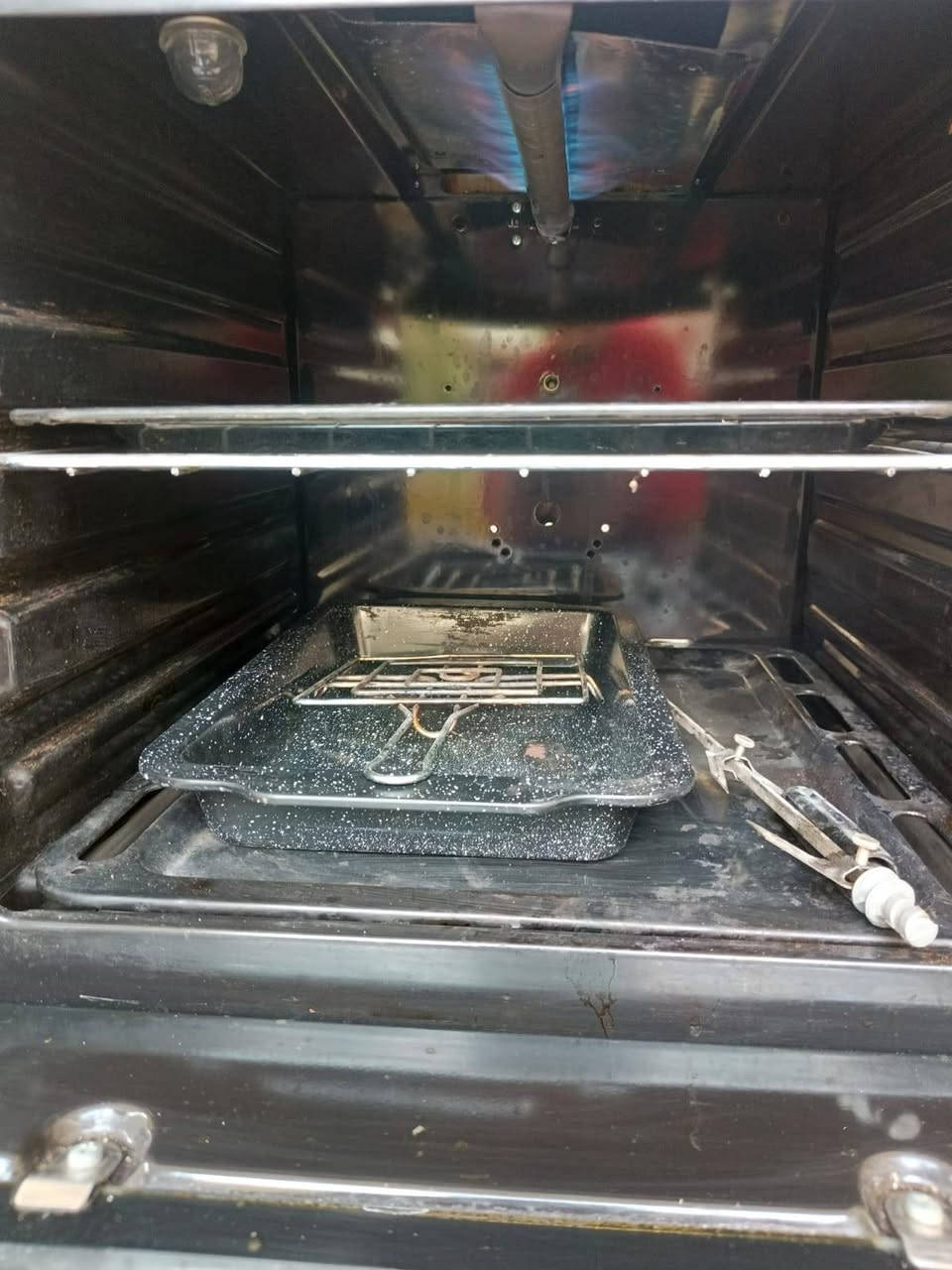 غراض لبيع المكان حي أور سبع قصور شارع ابو علي واتساب *********** اتصل واني بخدمتكم
