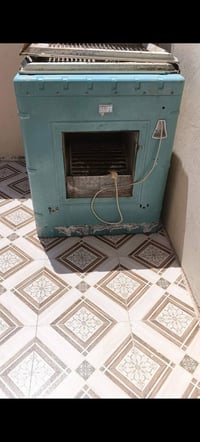 فرن • للبيع • مطبخ