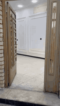 السلام عليكم من رخصه مدير الكروب المحترم بيت جاهز للبيع زراعي تسليم مفاتيح اي نقص مابي المساحه 100متر مربع خدمات كامله مجاري وتبليط مقرنص كهرباء انترنيت ضوئي المكان حي السلام الكماليه شارع المستشفى يبعد عن المستشفى   عبرة شارع للاستفسار *********** #سعدالله_الاوقات_جمهورنا_الكريم
