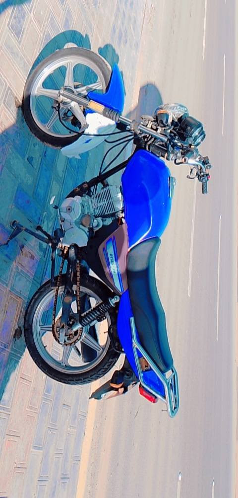 اسلام عليكم دايون عضم موديل 23 كلك بيهه بس رقم شاصي بدون بليته مكفوله عن سرقه محرك ما مفتوح لو برغي بجيس سلف هندر دشبول كله شغال  الله شاهد جانت متروكه واني شغل ما فارغلهه سعر 600وبيهه مجال مكاني طوريج ب خيرات ***********
