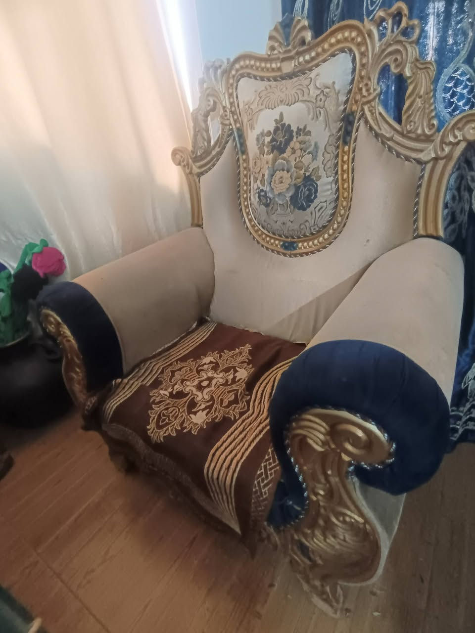 تخم 10مقاعد ملكي عراقي مع طبله كبيرة للبيع


**إذا كنت صاحب هذا الإعلان وتريد حذفه لأي سبب، رجاءا أرسل رسالة إلى الدعم الفني**