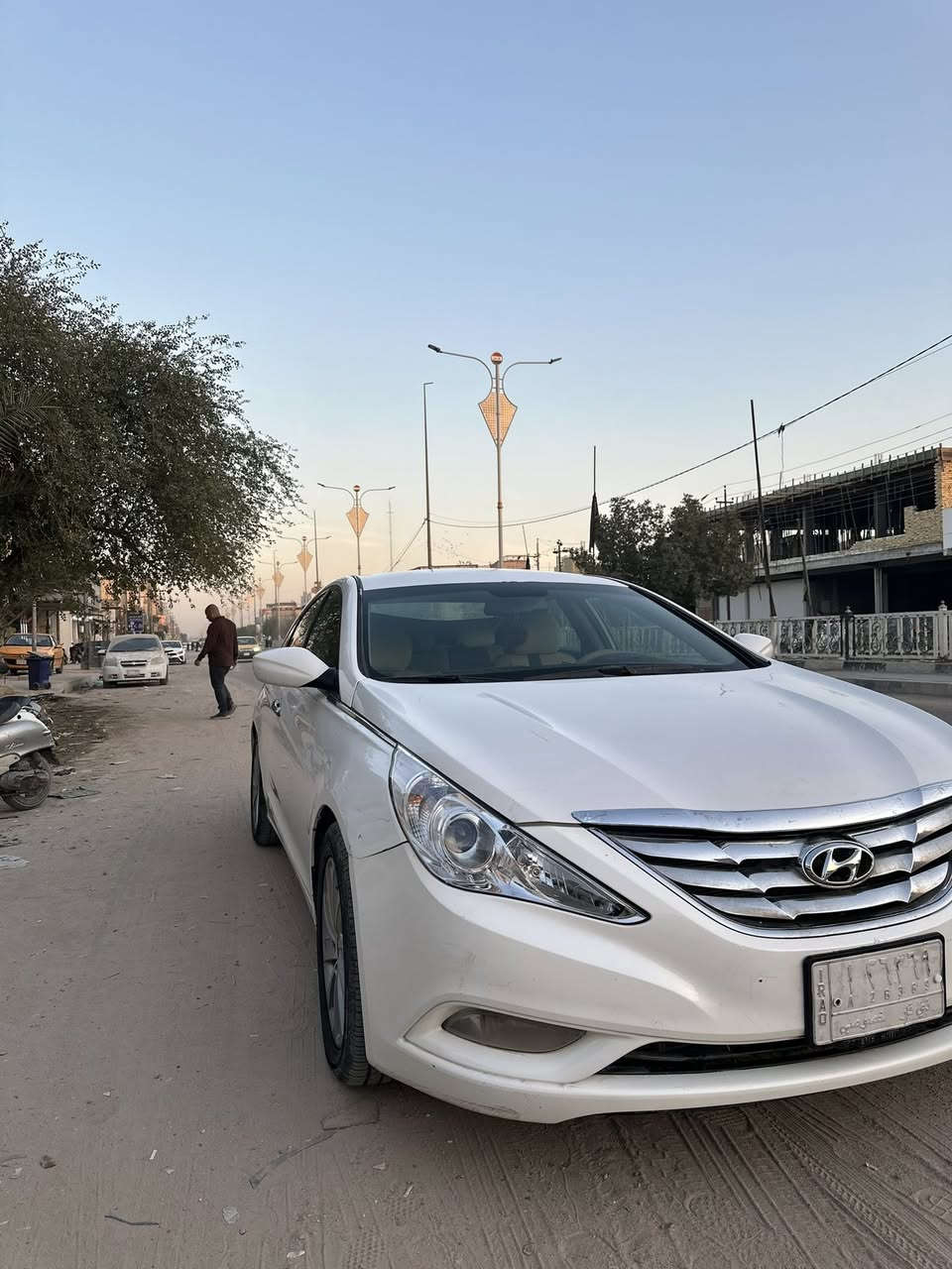 السلام عليكم 
سوناتا امريكي موديل 12 السعر98
بيها تبديل بنيد ورشات تجميل قطعتين الجهه اليسرى
مواصفات 
شاشه+تحكم جهتين
ويل كب 17
مانع انزلاق ***********
