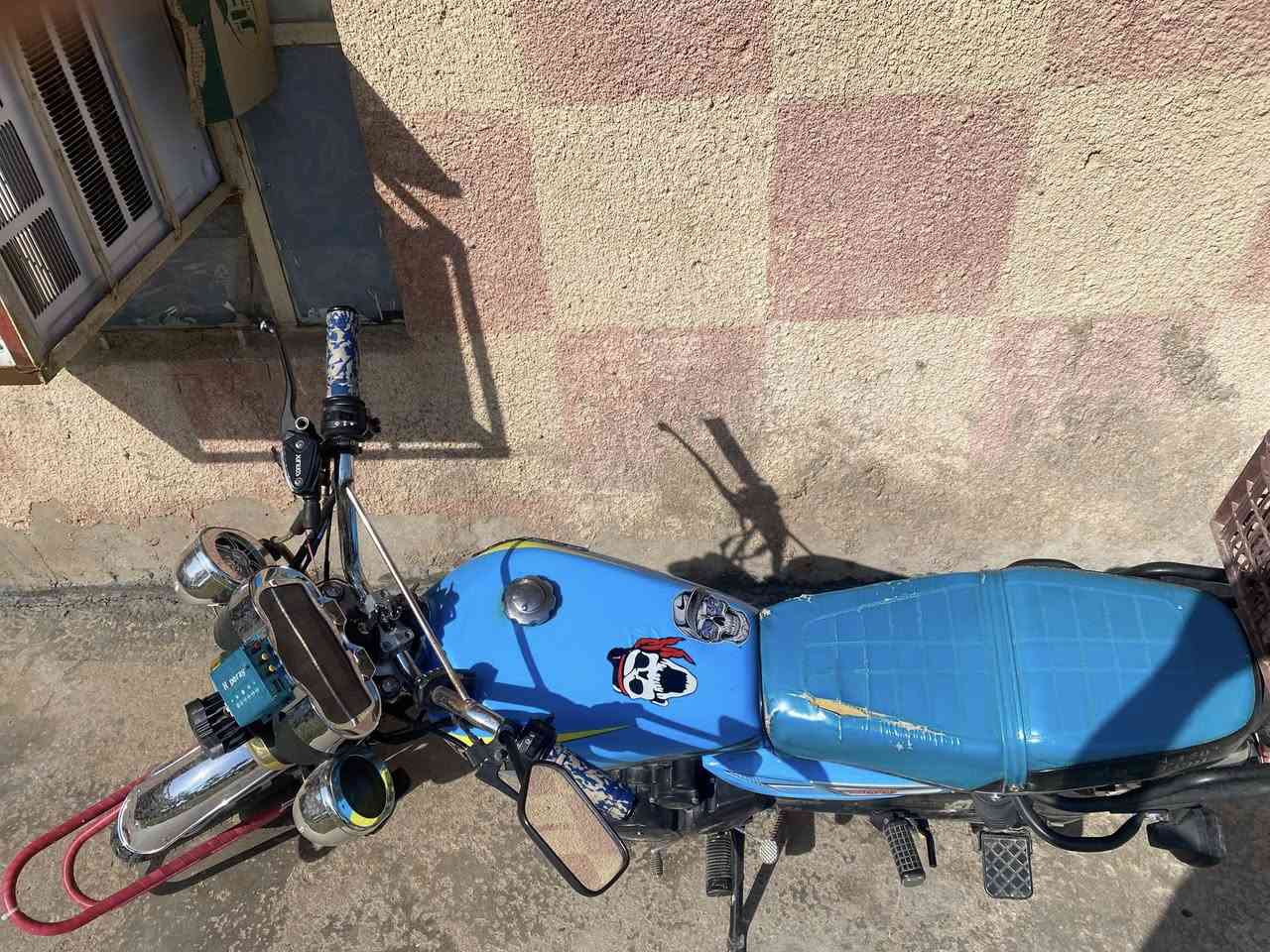 سلام عليكم دراجه سيفان موديل ٢٤ مكفوله من ب ٦٠٠. المكان دوالي سريع.  جسر السابع


**إذا كنت صاحب هذا الإعلان وتريد حذفه لأي سبب، رجاءا أرسل رسالة إلى الدعم الفني**