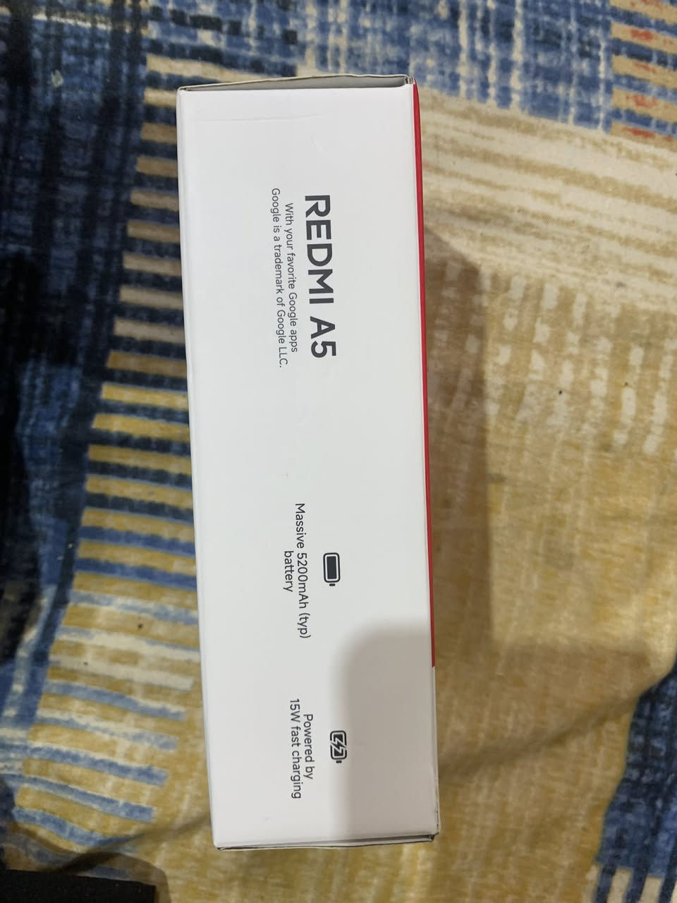 السلام عليكم 
ريدمي A5
الذاكره 64
العشوائيه 3
كامل محلقات فقط مفتوح من الكارتون 
السعر : ***********
