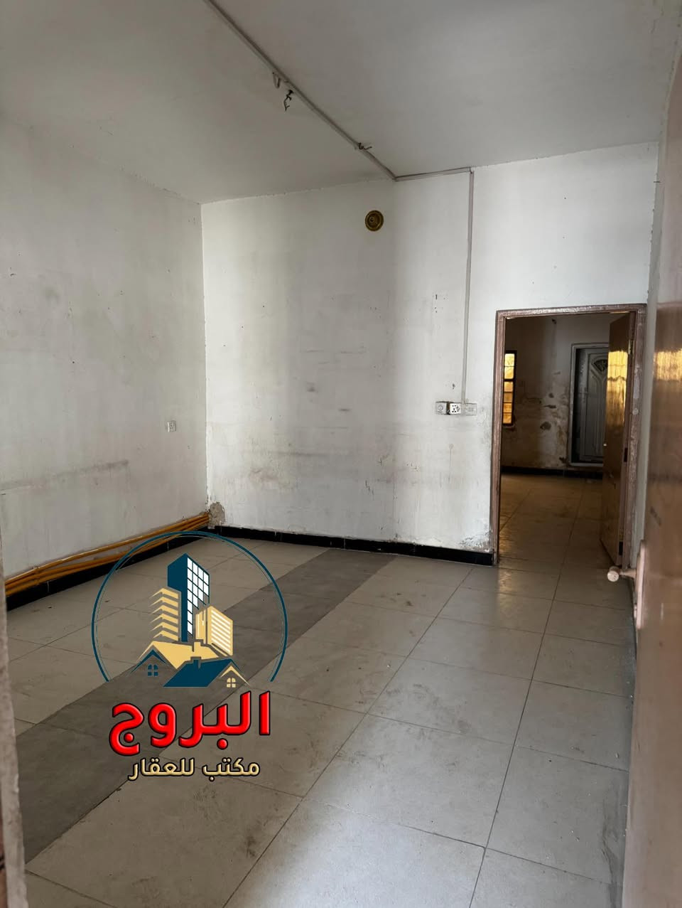 دار سكني للأيجار المساحة 80م / طابق واحد
بغداد / الدورة / منطقة  ابودشير قرب مستوصف التحدي 
***********
