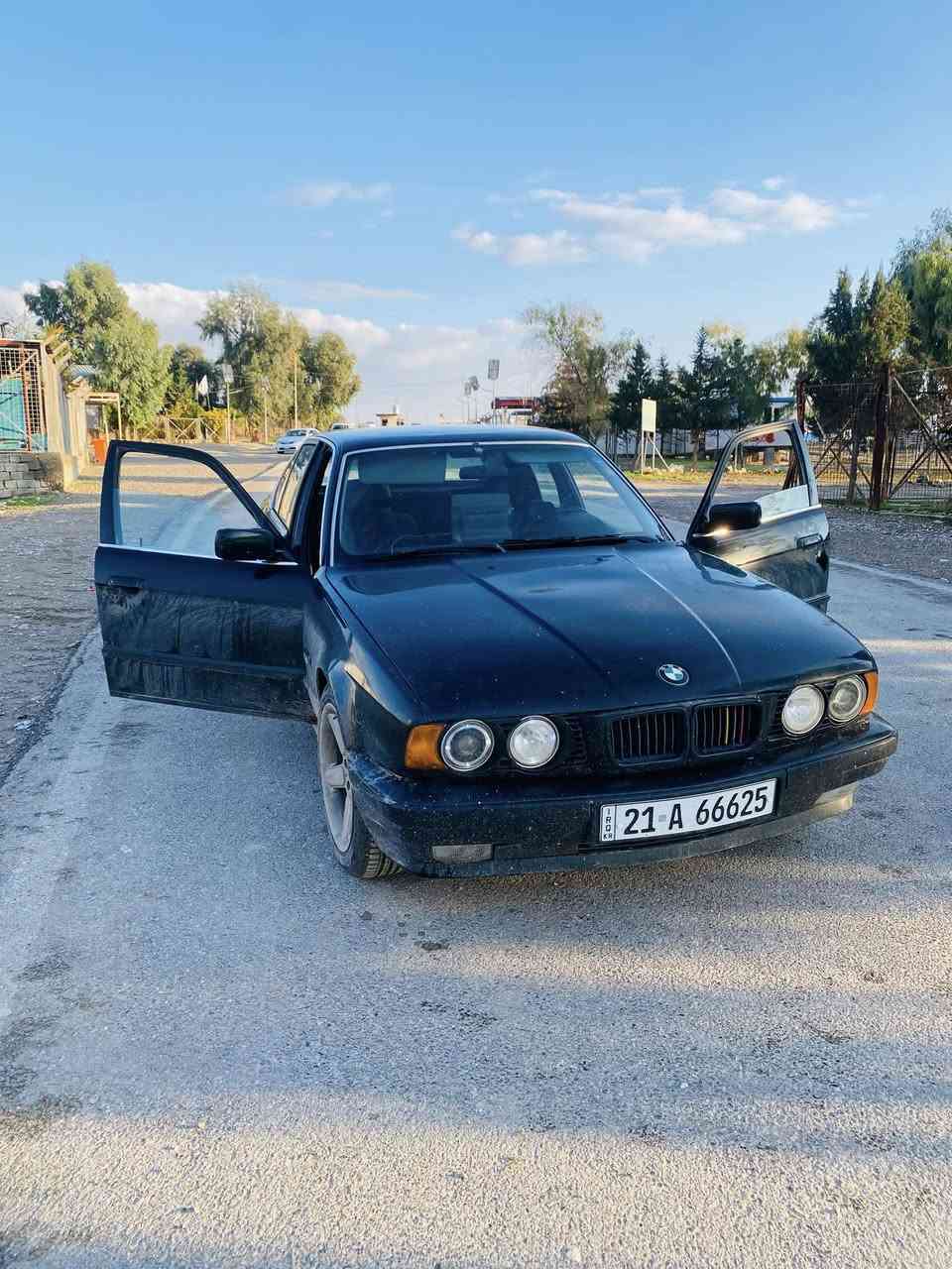 سلام عليكم

بي ام دبليو 

للبيع 525اصل

كير عادي موديل 89

تبريد  شغل 

بجم عريض 

تايرات جدد 

رقم سليماني شرط تحويل 

مكاني سليمانية

واتساب ***********
