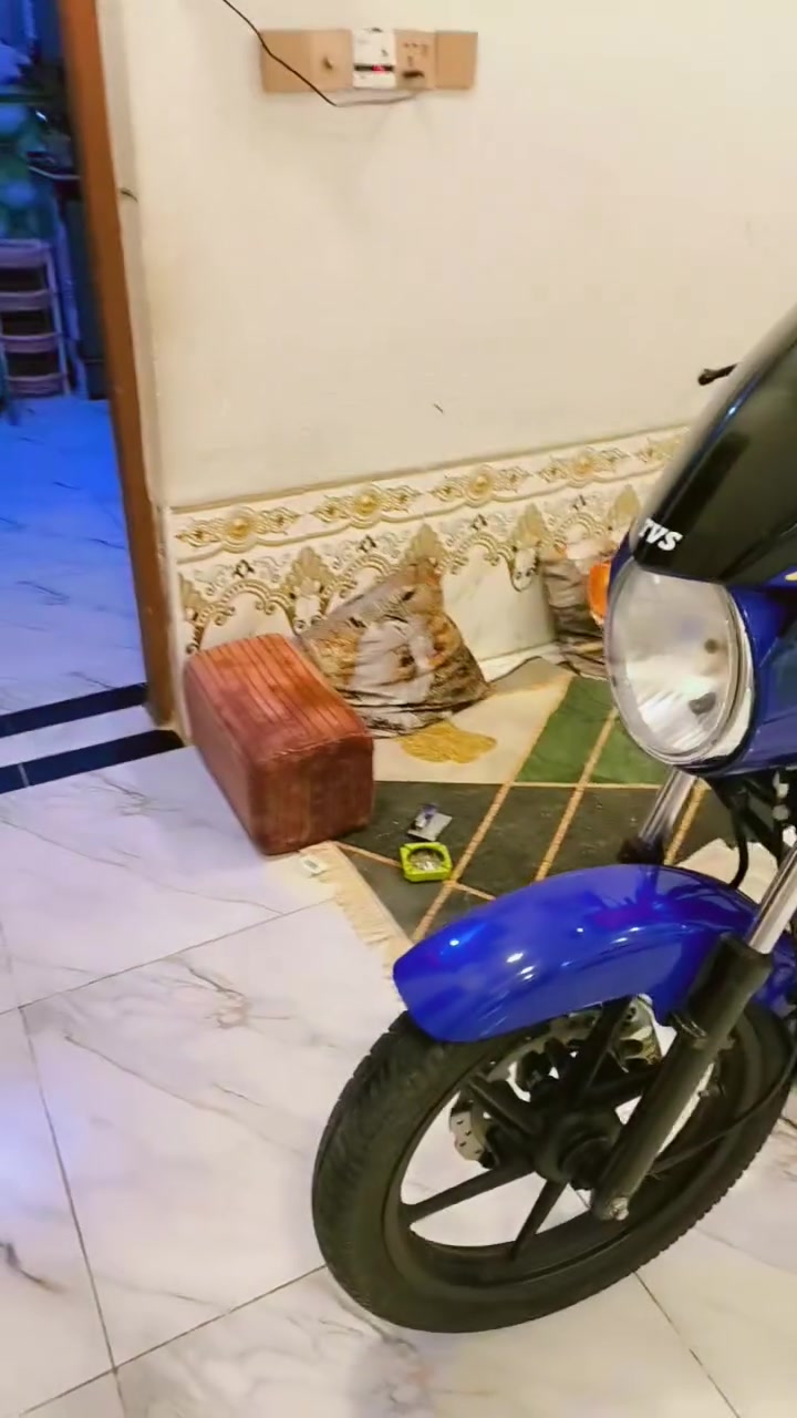 صل على محمد وال محمد
تي في اس هندي الأصلي شركة باجاج معروفة دراجة جديده كارتون شوفت عينكم مكفولة من كلشي طالعة من معرض 2025 شهر 11 اوراق اصلية كاملة بأسمي من الوكيل شرط بوجهك للترقيم مكاني بشطرة الشراي بخدمته السعر مناسب 
***********
