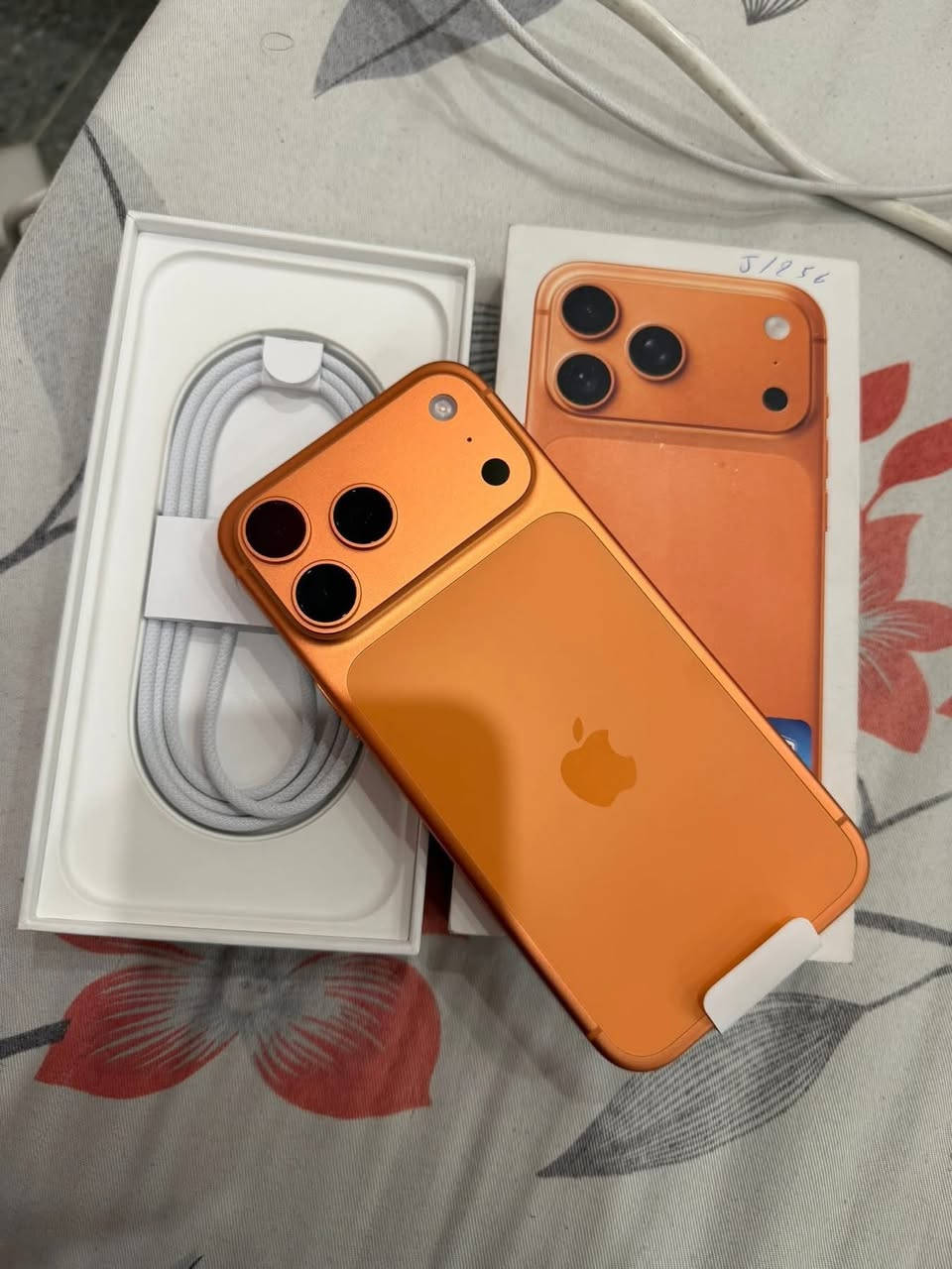 17 برو ماكس ذاكره 256 بطاريه 100 مسحون 80 مره خطين ملحقات كامله السعر 1950 ، علما ان سعر الجديد 1350


**إذا كنت صاحب هذا الإعلان وتريد حذفه لأي سبب، رجاءا أرسل رسالة إلى الدعم الفني**