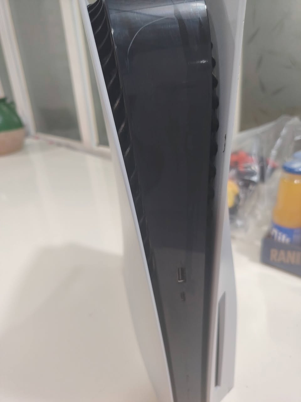 السلام عليكم ورحمة الله وبركاتة  بلي  فايف فات  نظيف ومرتب ذاكره 600 وكسر مع
قرص ايلدن رنق  و جويستك  2  للبيع   قيم وخلي سعرك


**إذا كنت صاحب هذا الإعلان وتريد حذفه لأي سبب، رجاءا أرسل رسالة إلى الدعم الفني**