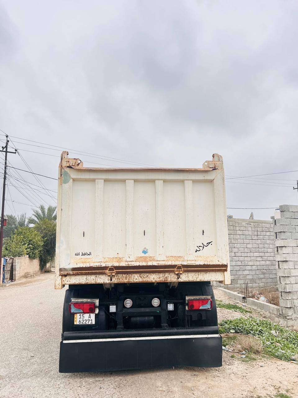 سلام عليكم للبيع مان تيكا  فحل 2009خليجي بلادية 24 مكينة 400 مجموعه Gfشاصي محرك كير كفالة كير عادي ابو السيم سنوية جديد  باقي تفاصيل اكثر 

 ***********
