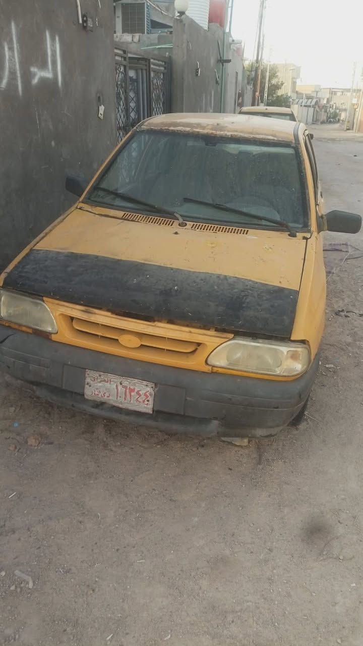 السلام عليكم سايبه ما اندل راعيه  محرك ناعم ما يبخر السياره متروكه هسه من اشغله تشتغل بس تختنك  وتخربط  صار اله فتره تاركه سياره بديه حلو مابي شي يعني ابيع كوم حديد رقم ذي قار احمر عنواني البصره الجزيره السعر 5 ورقات  *********** لا يوجد واتساب الشراي ينتصل ويدلل
