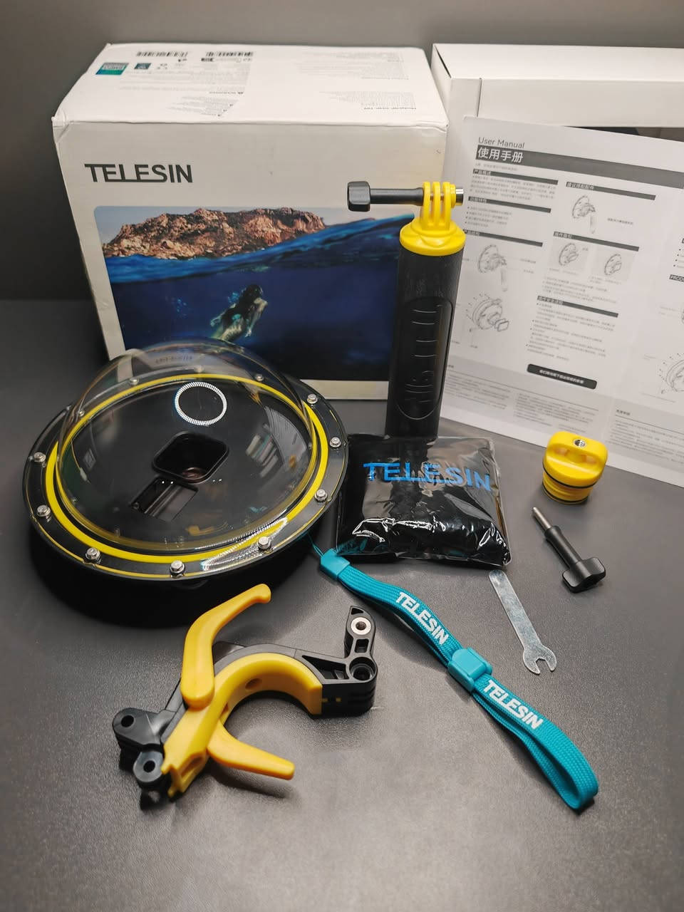 حافظة غوص وسباحة خاصة لكامرات كوبرو 9،10،11،12،13
متوفر عصا وحافظة غوص وسباحة خاصة لكامرات كوبرو 9،10،11،12،13، جديدة غير مستعملة بعدها بالكارتون ،كوالتي ممتاز جدا ،حافظة مصنعة من مواد عالية الجودة لا تؤثر على جودة التصوي
يوجد توصيل لجميع المحافظات ***********
