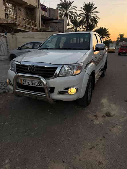 السلام عليكم 
فور يول اوتماتيك للبيع فقط. 
رقم بغداد الجديد 
مديل 2014 
سياره نظيفه وجاهزه 
بيها جاملغ تبديل بلادي وربع بنيد صبغ 
بدون دواخل. شاصي لغد مكفول. 
صور السونار داخل المنشور 
مكينه كير بلادي. وخير من الله بشرط ممفتوح 
السعر 213 $ بيها مجال بسيط. 
العنوان بغداد كمب ساره 
***********
