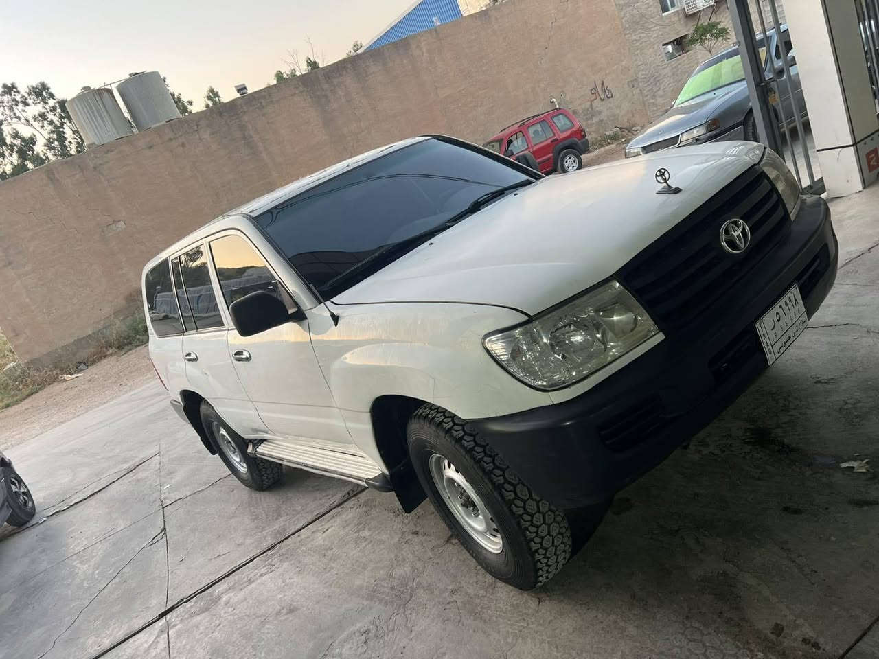 مۆنیکا 2005فول عادی بێ سەرەتا 
مەکینە و گێڕو ئەکسل دەبڵ اکسل کارەبای هەموو گیانی بەشەرتە چوار تایەی تازەیە لەسەر ساغی بۆیاغە زۆر جوانو توندو تۆڵ ماوە سعری 85گەڵا شوێن تەق تەق (***********) (***********) كويسينجاك, أربيل
