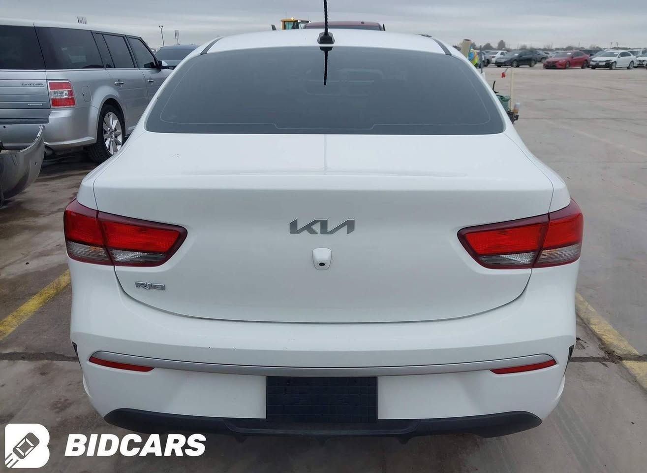 السلام عليكم اخواني الاعزاء
كيا ريو ٢٠٢٣ معوقين كربلاء وكالة عامة مطلقة
وارد امريكي حادث جدا بسيط موضح بالصور 
مكينة ١٦٠٠ دبل نوزل 
رقم كربلاء انكليزي 
ماشية ٣٠ الف 
موصفات عادية
شاشة 
كامره خلفية
تحكم استيرن
مثبت سرعة 
انظمة قيادة عادي وسبورت 
السعر المطلوب ١٢٧ ورقة وبيه مجال 
مكاني كربلاء - فندق البارون 
***********
