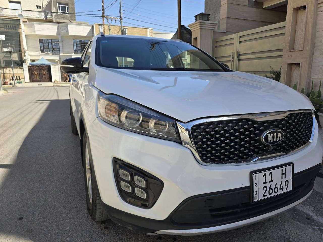 كيا سورنتو موديل ٢٠١٦ رقم بغداد دولي رقم سنويه هزه جديد محرك ٦سلندر سبعه راكب ثلاث قطع تبريد شاشه كبيره كامرا دواره داخل لونين مري شفط اشاير مري  فوول تحكمات كير محرك تبريد صدر ممتاز وجاهز بيه مكانات صبغ بدون دواخل السعر 137 للاتصال : ***********
