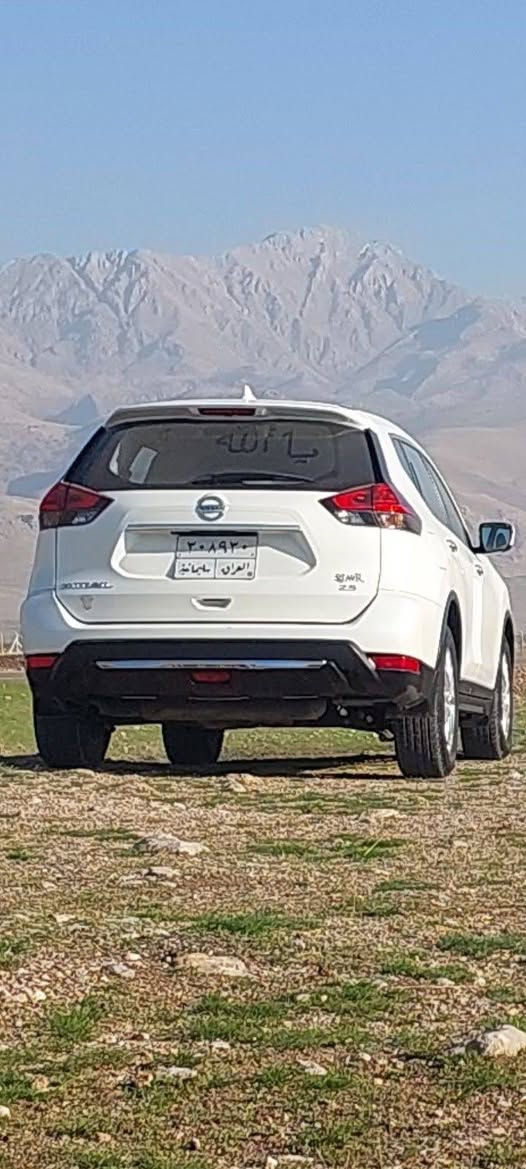 نیسان ئێکستراڵ مۆدیل 2018 بەناوی خۆمەوەیە تا2030 هەزەنوێیە بەخۆمەوە دودەستی ناسیوە شمارەی باریکە بۆیاخ سێ بارجەی بۆیاخە نرخ 180 مەعمەلە شمارە ***********
