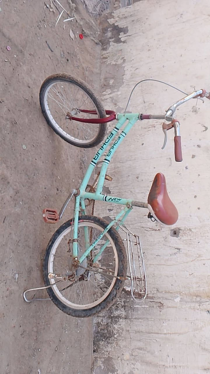 السلام عليكم بايسكل للبيع ب 40 وبي مجال عنوان ناصريه مركز


**إذا كنت صاحب هذا الإعلان وتريد حذفه لأي سبب، رجاءا أرسل رسالة إلى الدعم الفني**