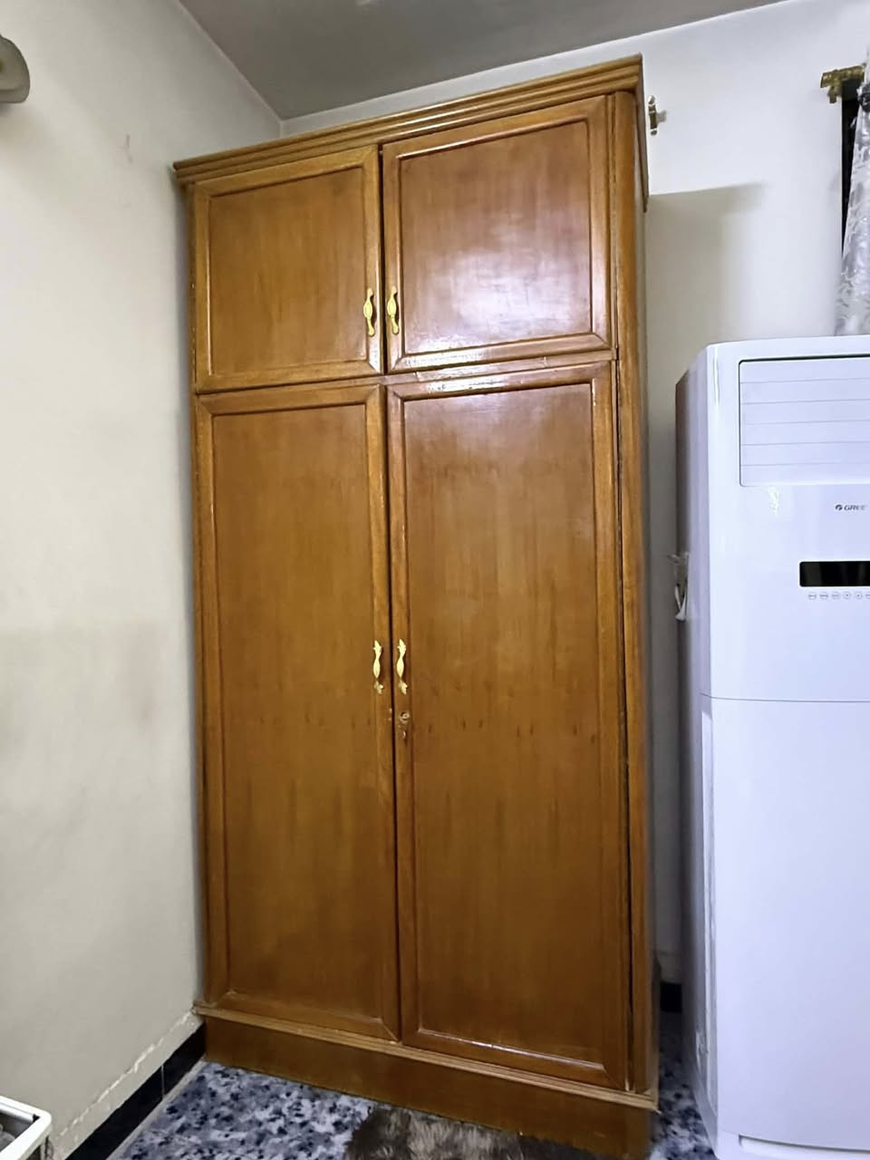 بيع
قطع أخشاب صناعة عراقي للبيع
المبلغ(٦٥٠ الف)
القطع جديدة وصالحة للاستعمال تكمه 
والتالف فقط مجرات الكنتور


**إذا كنت صاحب هذا الإعلان وتريد حذفه لأي سبب، رجاءا أرسل رسالة إلى الدعم الفني**