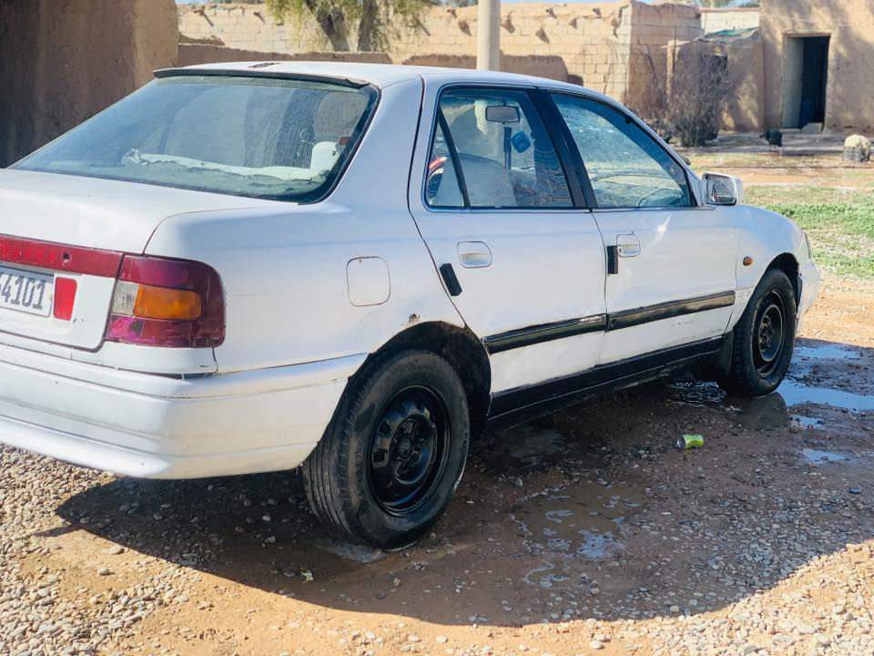 ا سلام عليكم هونداي النتره رقم كركوك لحد٣٠ 
‏دفتر بنزين بيها كير محرك صدار ￼شرط العنوان الحويجه قرية الكفاح رقم الهاتف ***********￼ السعر 25 وبيها مجال
