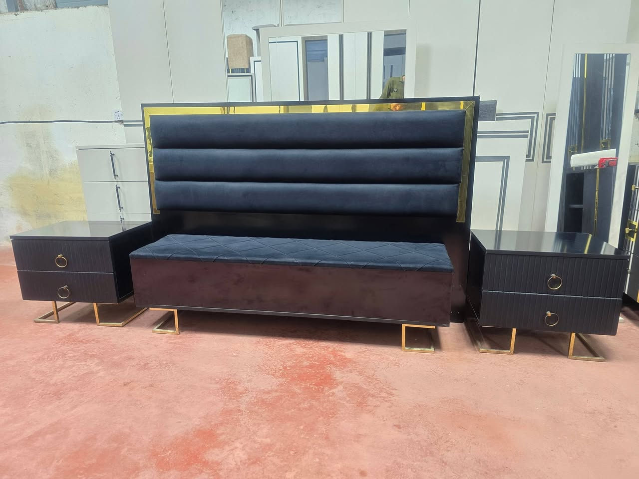 غرفه ترڪي مستخدم 💗
غرفه زاويه💗
نضام ابواب💗
القطع 10💗
نضافه 95بل100💗
 شد🪛 ونقل 🚚  مجاني💯للحجز اخذ سكرين وتفضل واتس اب *********** تتوفر انواع الغرف
