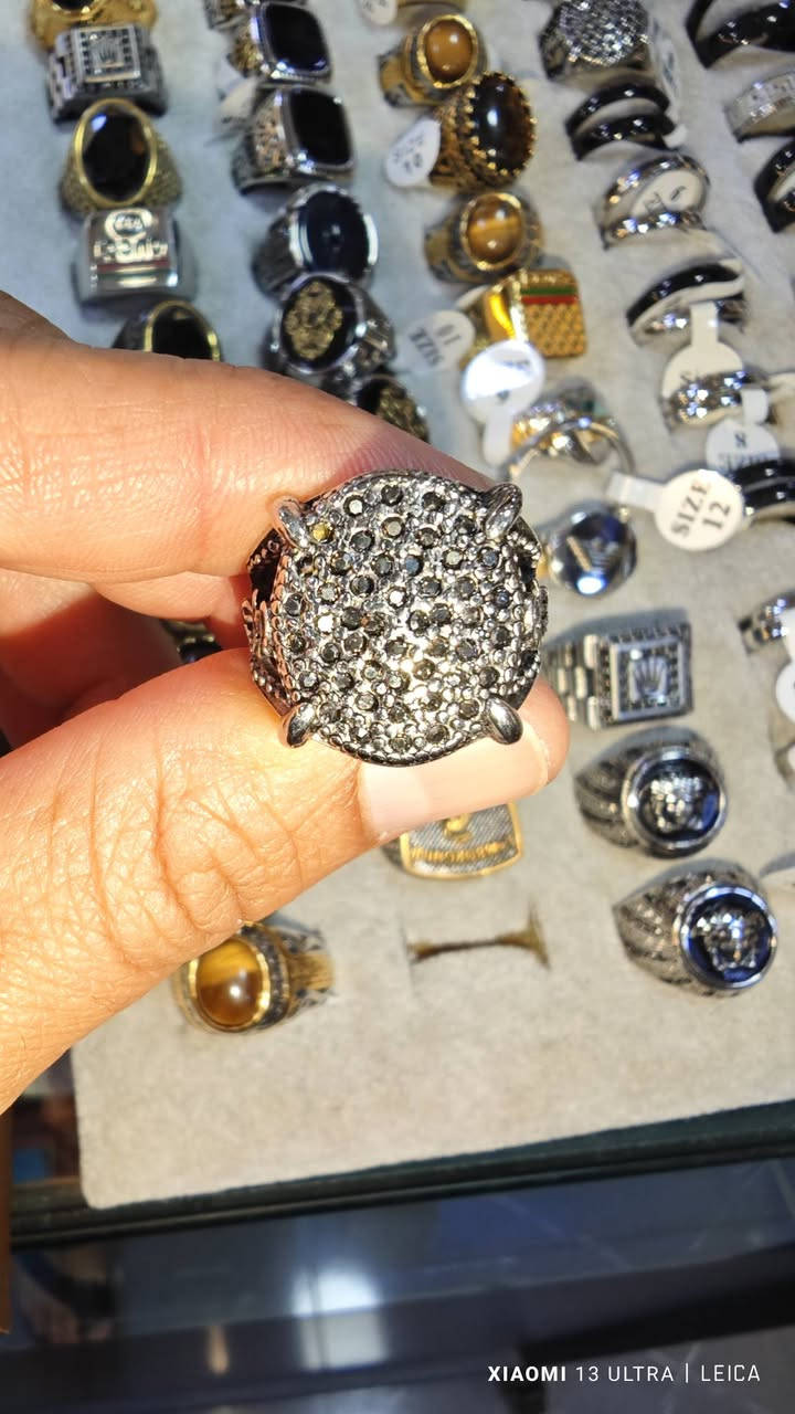 خواتم وحلقات رجالية
خاتم 5 الاف 
حلقة ب 3 الاف 
وتعال شوف بنفسك الالوان وشوف شگد نوعيات اصلية
مكتب وسام فون


**إذا كنت صاحب هذا الإعلان وتريد حذفه لأي سبب، رجاءا أرسل رسالة إلى الدعم الفني**