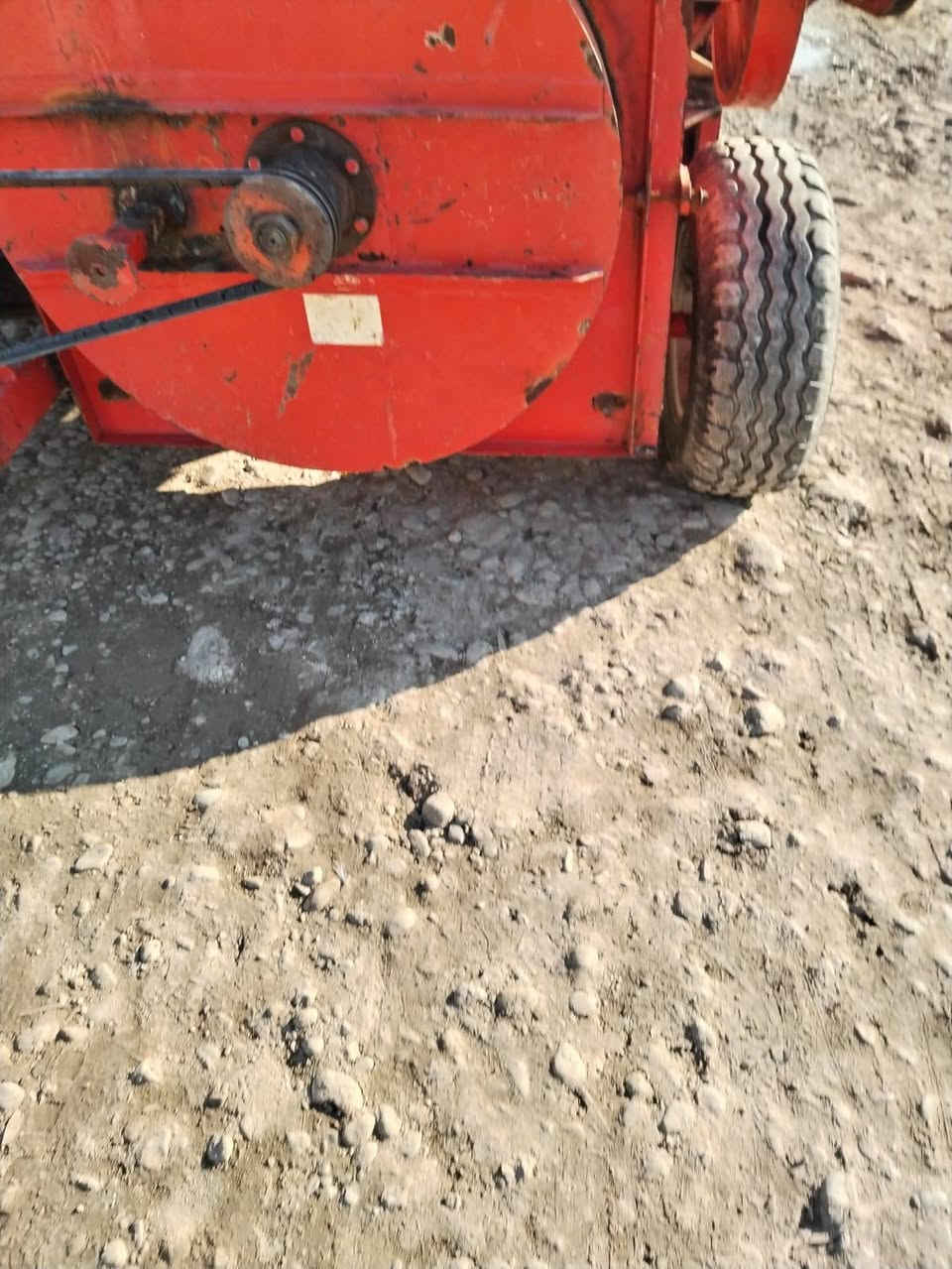 السلام عليكم مكينه تبن للبيع جاهزه ع شغل لاستفسار الاتصال ***********
***********
