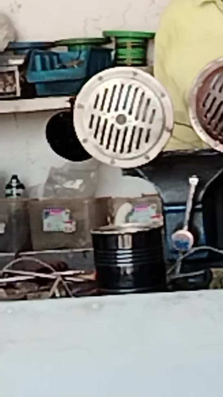 سلام عليكم اريد ابيع هو نات بوش أمريكي وياباني على الكناني البيض البيع مامتواجد علفيس عيد النشر بسبب الوعود الكاذبه تريد تشتري سعرهن ١٥٠ بيهن مجال او مراوس بسيدان ***********
