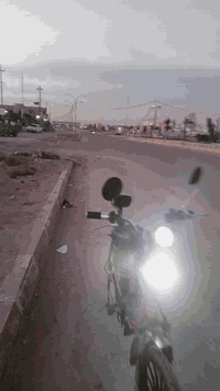 بايسكل شحن من رخصه الادمن
بايسك شحن بطاريات اصليه جدد 
وشاحنه اصليه 
السرعه 60كم فعليه
تواير وجوابه جدد
بي نقص اشاير اماميه 
وركبته الستيرين منقصه صجم 
بس شغال يمشي حاليا كلشي مابي 

رقم الهاتف ***********
السعر تعال خاص
