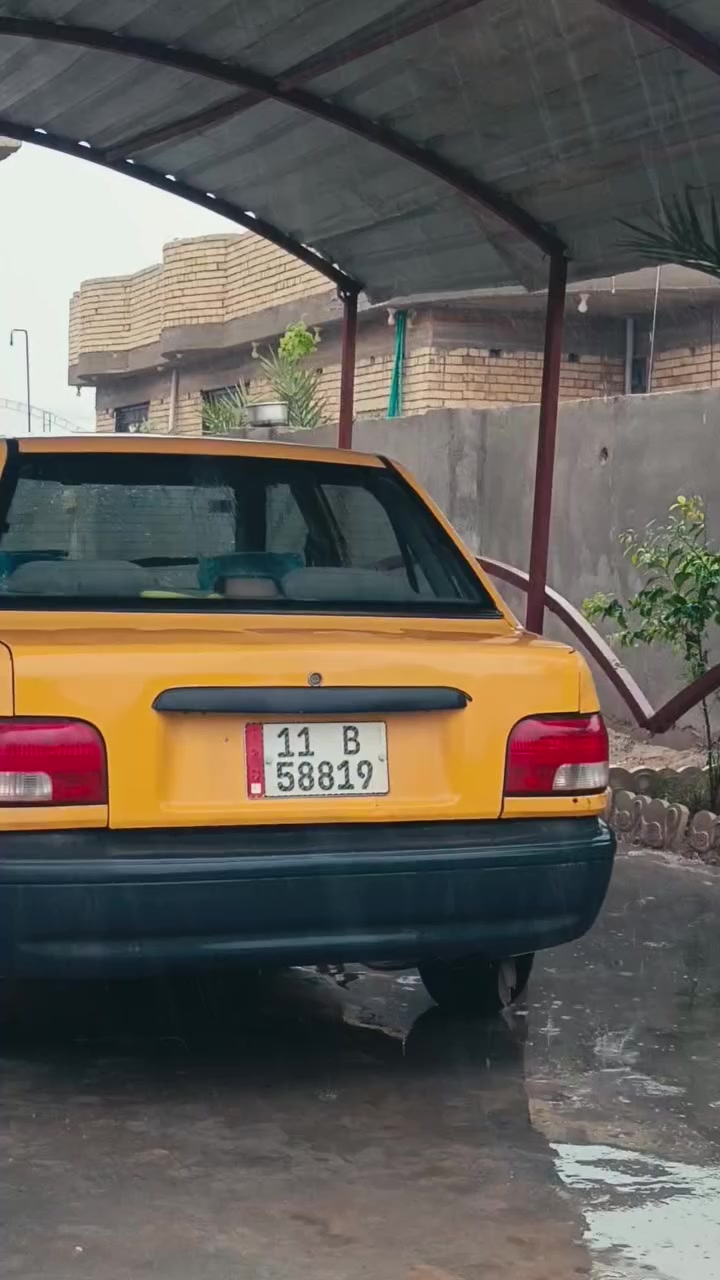 السلام عليكم سايبة مديل 2012 مصفرة هيئة وغرامة 
رقم انكليزي تخم تاير جديد مكينة خير من الله للبيع سعر 24 وبيهة مجال بس الجاملغ مال السايق مضروب للستفسار اكثر ***********
