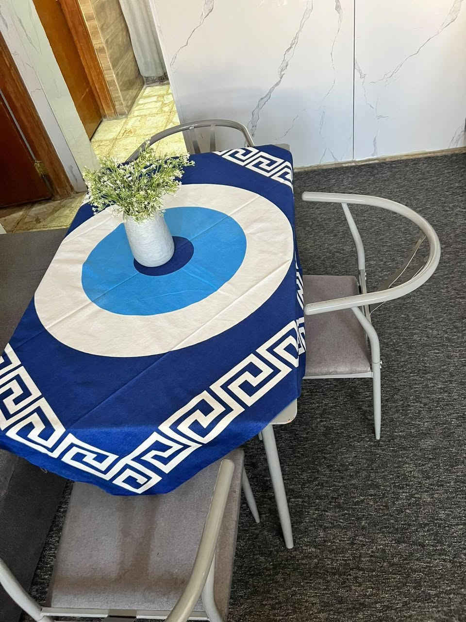خشب تركي مع كراسي حديد تركي لون رصاصي بي ضرر النقل أطراف الميز


**إذا كنت صاحب هذا الإعلان وتريد حذفه لأي سبب، رجاءا أرسل رسالة إلى الدعم الفني**