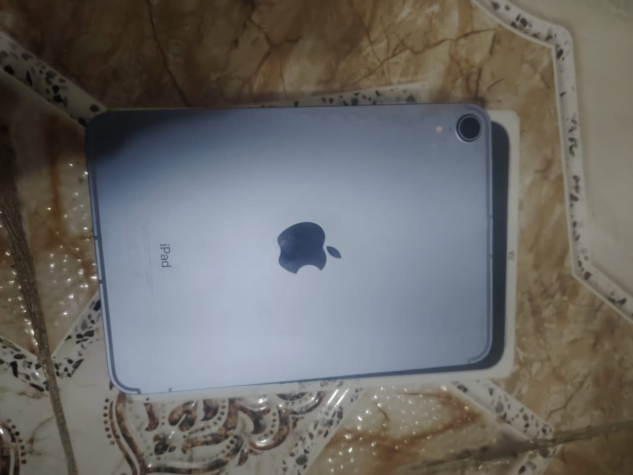 ايباد مني6 البطارية87كل الملقات موجودة ابيع هوة والحساب العلوان كربلاء السعر600هوة والحساب تواصل على القم***********واتساب
