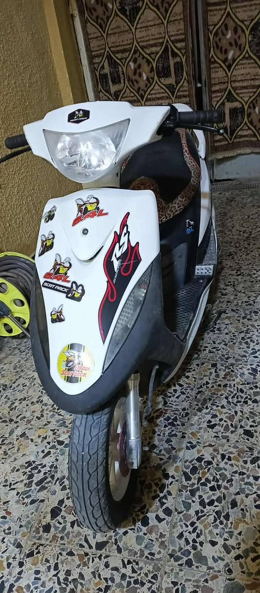 سلام عليكم شباب دراجة ماكس عدلةبلادي للبيع السعر 600العنوان المحمودية للاستفسار الاتصال على هذا الرقم ***********
